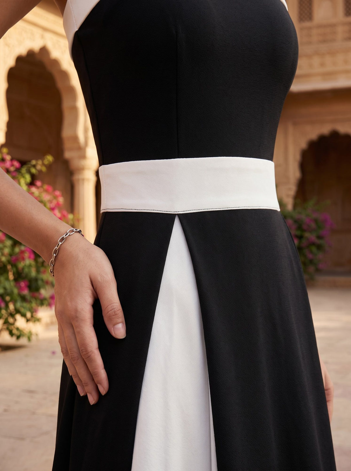 Colourblock Panel Maxi Dress — Black & White